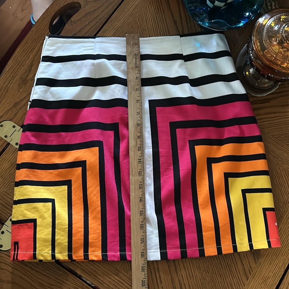 Geometric Colorblock Skirt - Picture 12 of 14